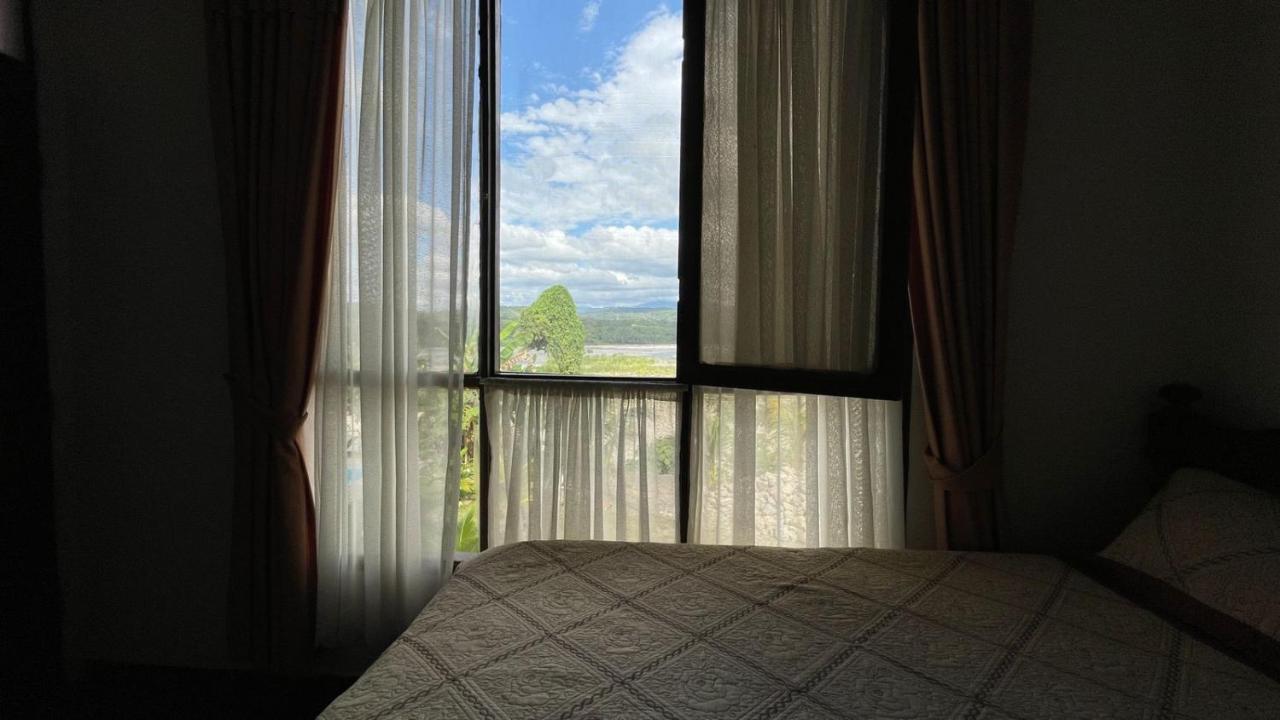 Hotel Puerto Selva Вилья-Тунари Экстерьер фото